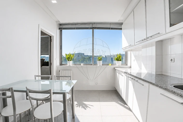 Apartamento T3 para Venda em Moreira Foto 6