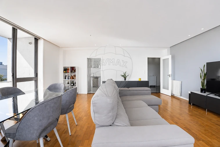 Apartamento T3 para Venda em Moreira Foto 12