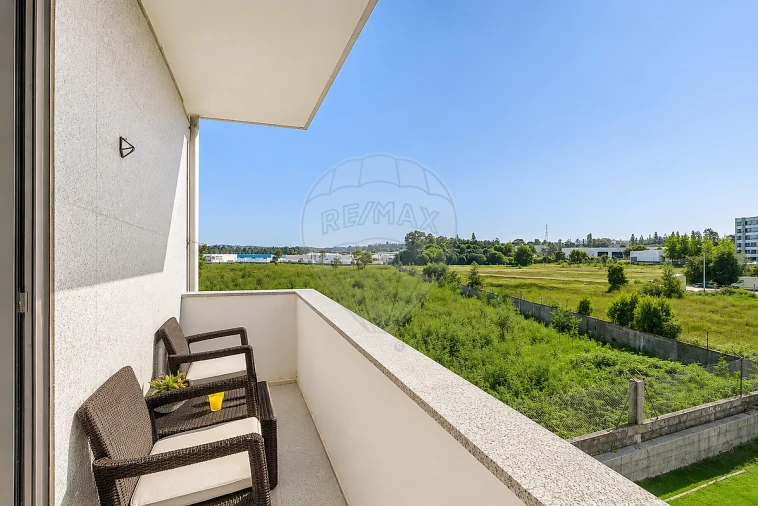 Apartamento T3 para Venda em Moreira Foto 13