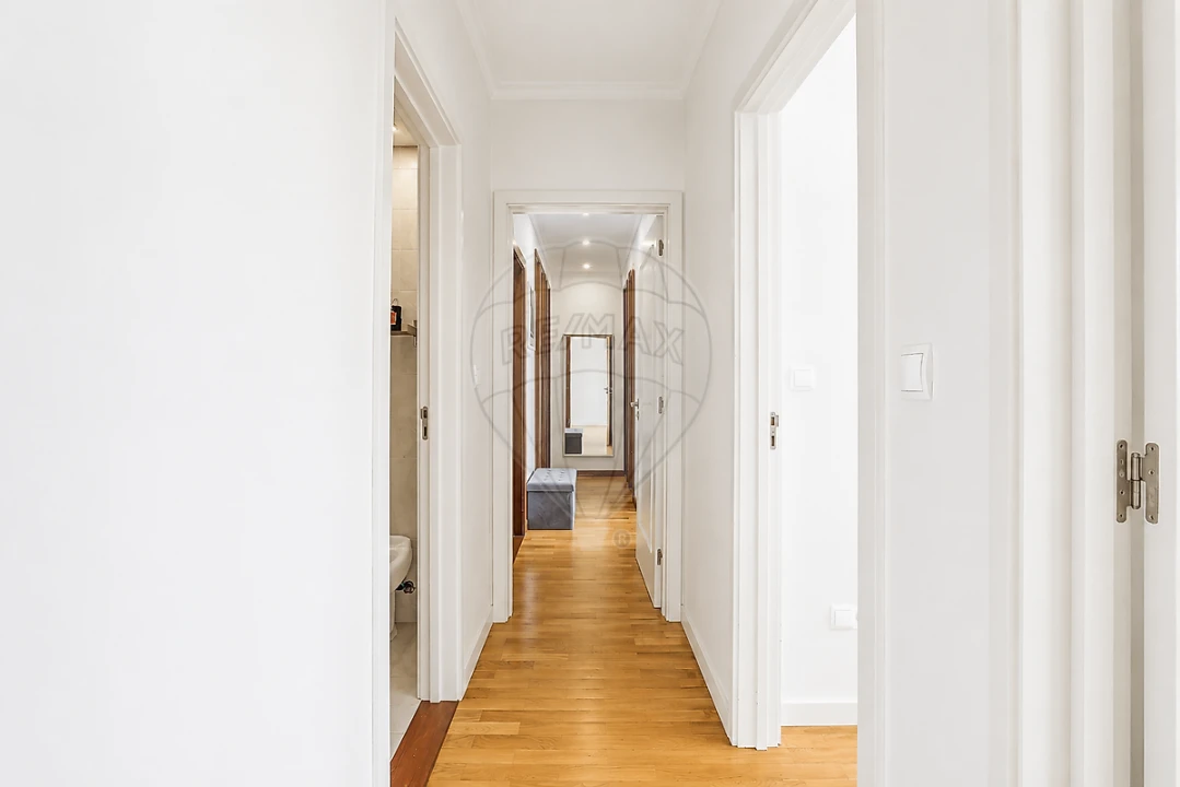 Apartamento T3 para Venda em Moreira Foto 15