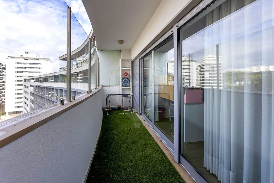 Apartamento T5 para Venda em Algés, Linda-A-Velha e Cruz Quebrada-Dafundo Foto 15