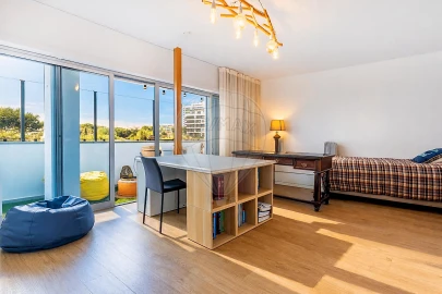 Apartamento T5 para Venda em Algés, Linda-A-Velha e Cruz Quebrada-Dafundo