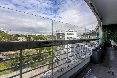 Apartamento T5 para Venda em Algés, Linda-A-Velha e Cruz Quebrada-Dafundo