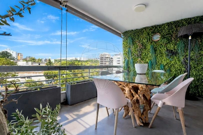 Apartamento T5 para Venda em Algés, Linda-A-Velha e Cruz Quebrada-Dafundo
