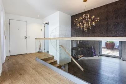 Apartamento T5 para Venda em Algés, Linda-A-Velha e Cruz Quebrada-Dafundo