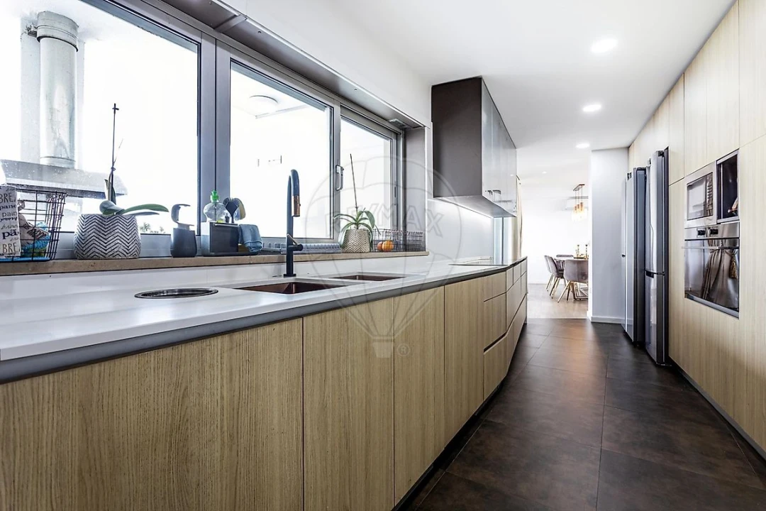 Apartamento T5 para Venda em Algés, Linda-A-Velha e Cruz Quebrada-Dafundo Foto 5