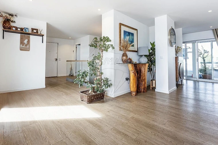 Apartamento T5 para Venda em Algés, Linda-A-Velha e Cruz Quebrada-Dafundo Foto 10