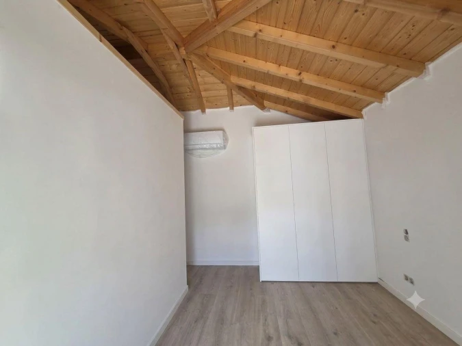 Moradia T1 para Venda em Agualva e Mira-Sintra Foto 5