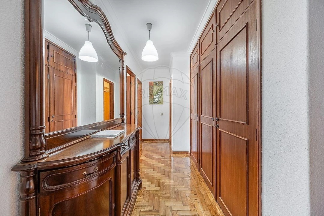 Apartamento T3 para Venda em Braga (Maximinos, Sé e Cividade) Foto 14