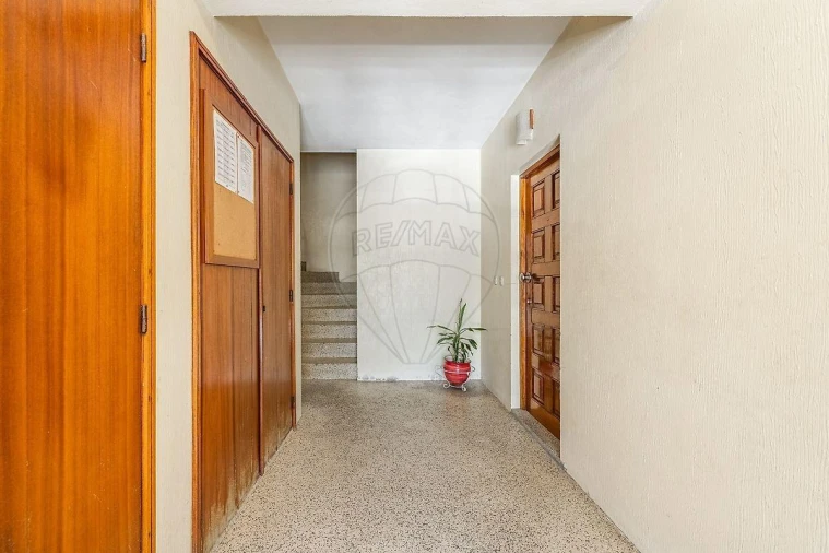Apartamento T3 para Venda em Braga (Maximinos, Sé e Cividade) Foto 5