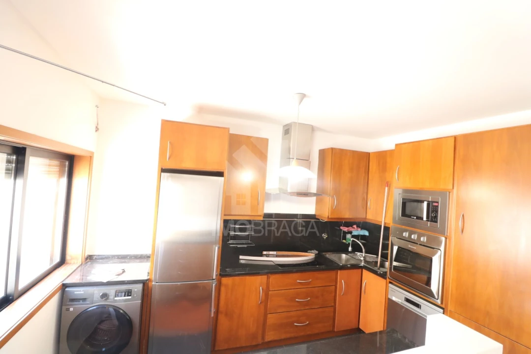 Apartamento T2 para Venda em São Vitor (Braga) Foto 3