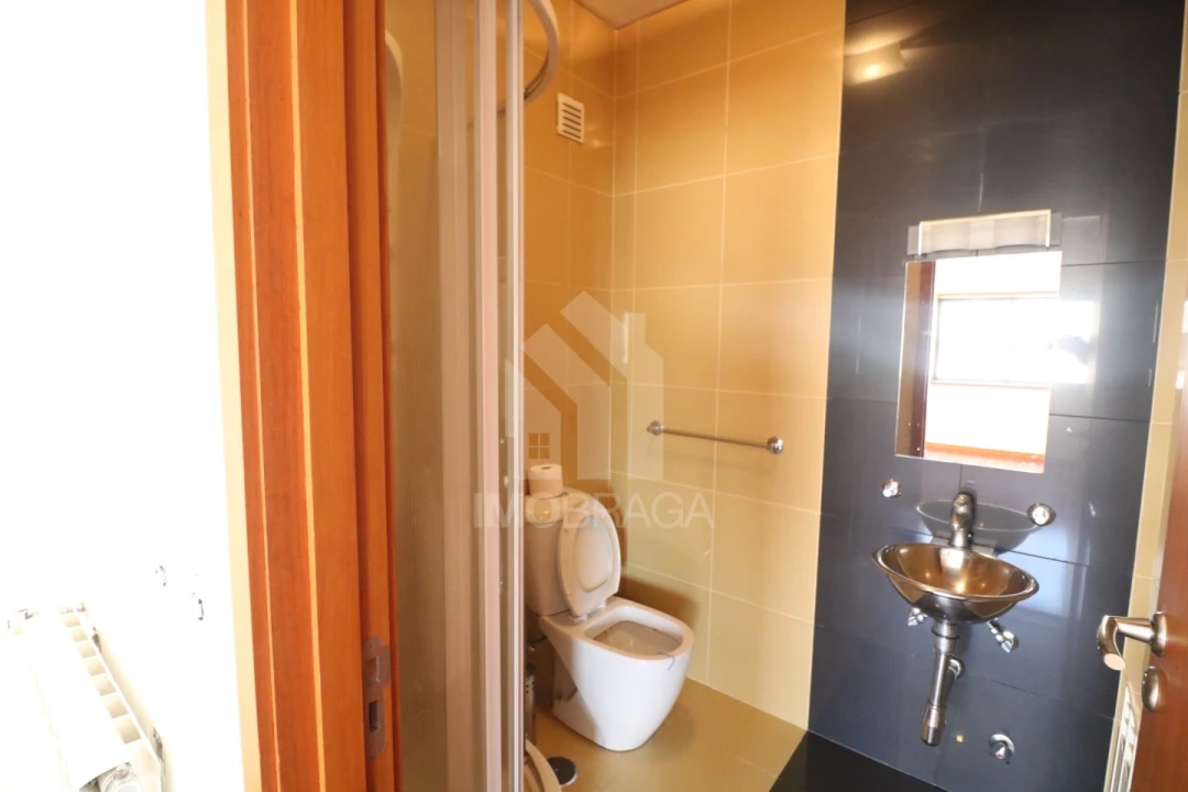 Apartamento T2 para Venda em São Vitor (Braga) Foto 15