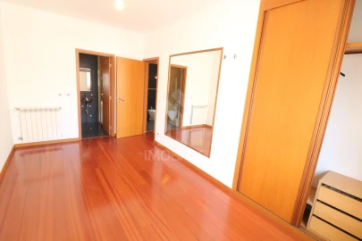 Apartamento T2 para Venda em São Vitor (Braga)