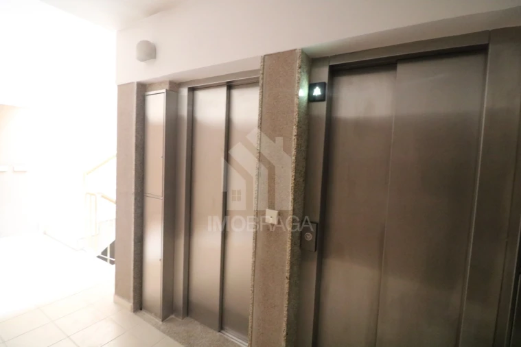 Apartamento T2 para Venda em São Vitor (Braga) Foto 18