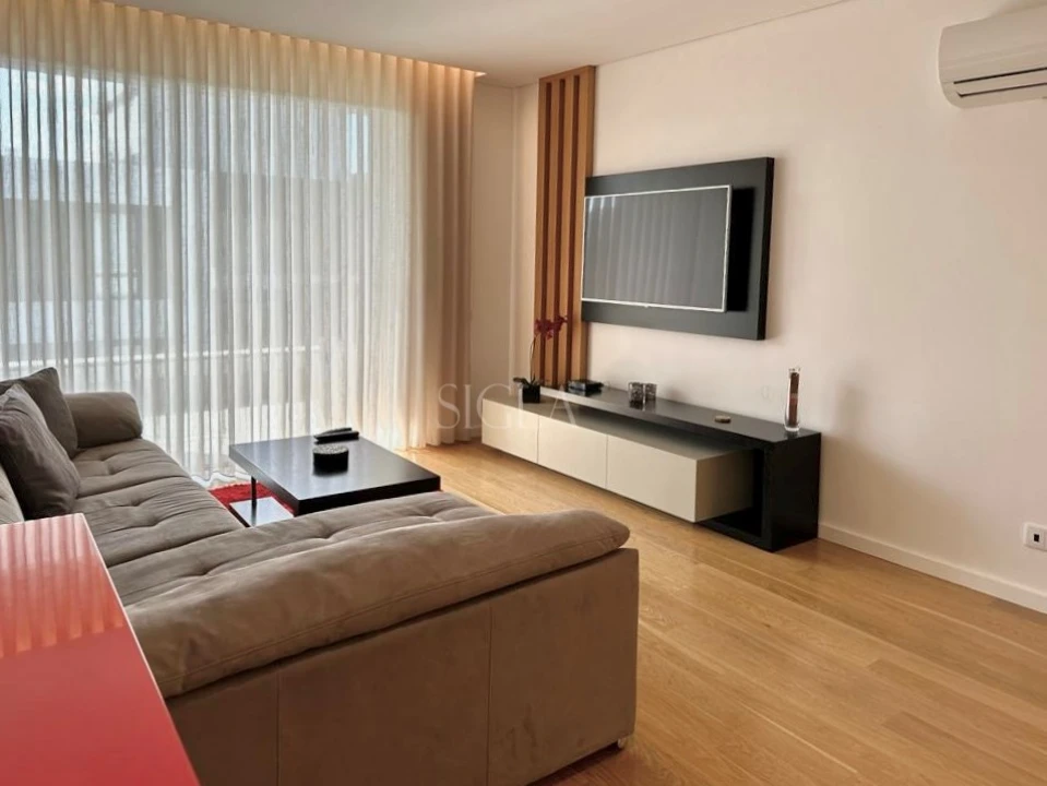 Apartamento T2 para Arrendamento em Canidelo Foto 6
