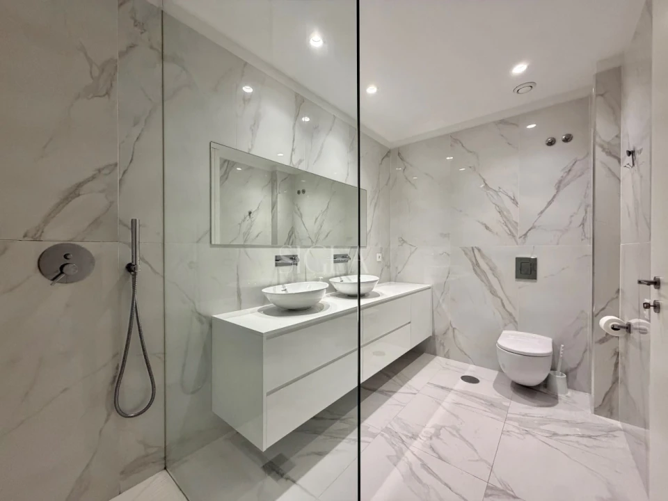 Apartamento T2 para Arrendamento em Canidelo Foto 31