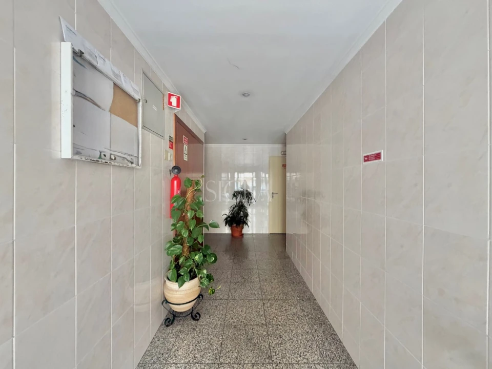 Apartamento T2 para Arrendamento em Gulpilhares e Valadares Foto 29