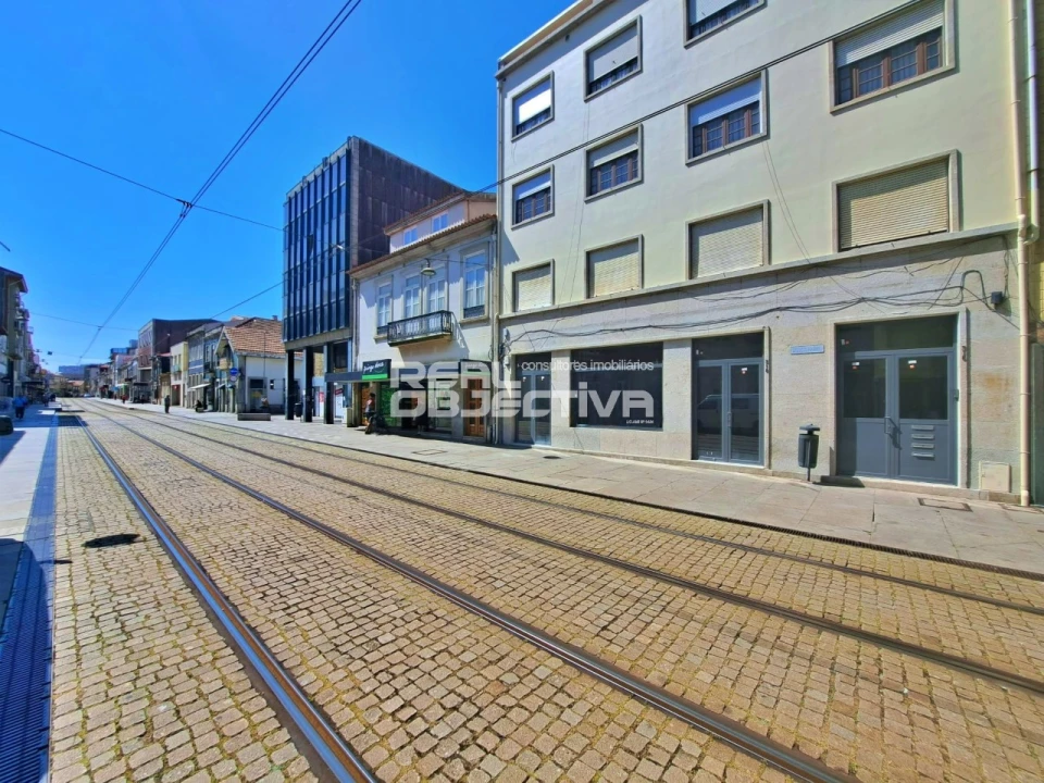Loja para Arrendamento em Matosinhos e Leça da Palmeira Foto 12