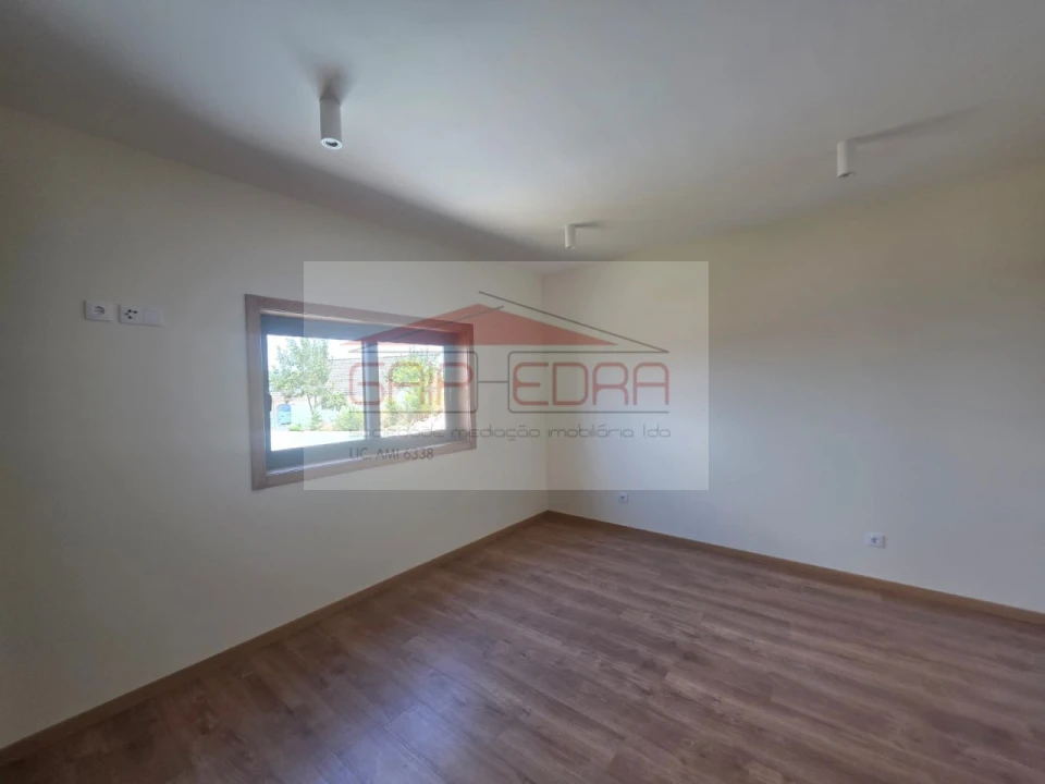 Moradia T4 para Venda em Margaride, Várzea, Lagares, Varziela, Moure Foto 31