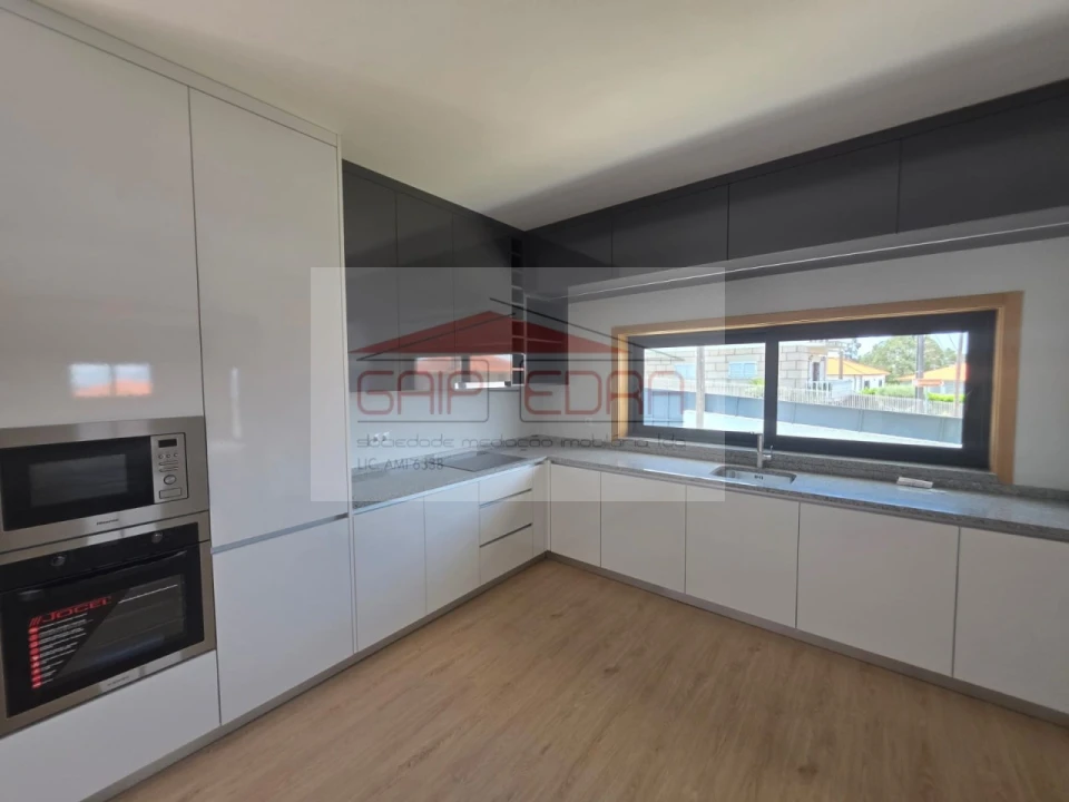Moradia T4 para Venda em Margaride, Várzea, Lagares, Varziela, Moure Foto 17