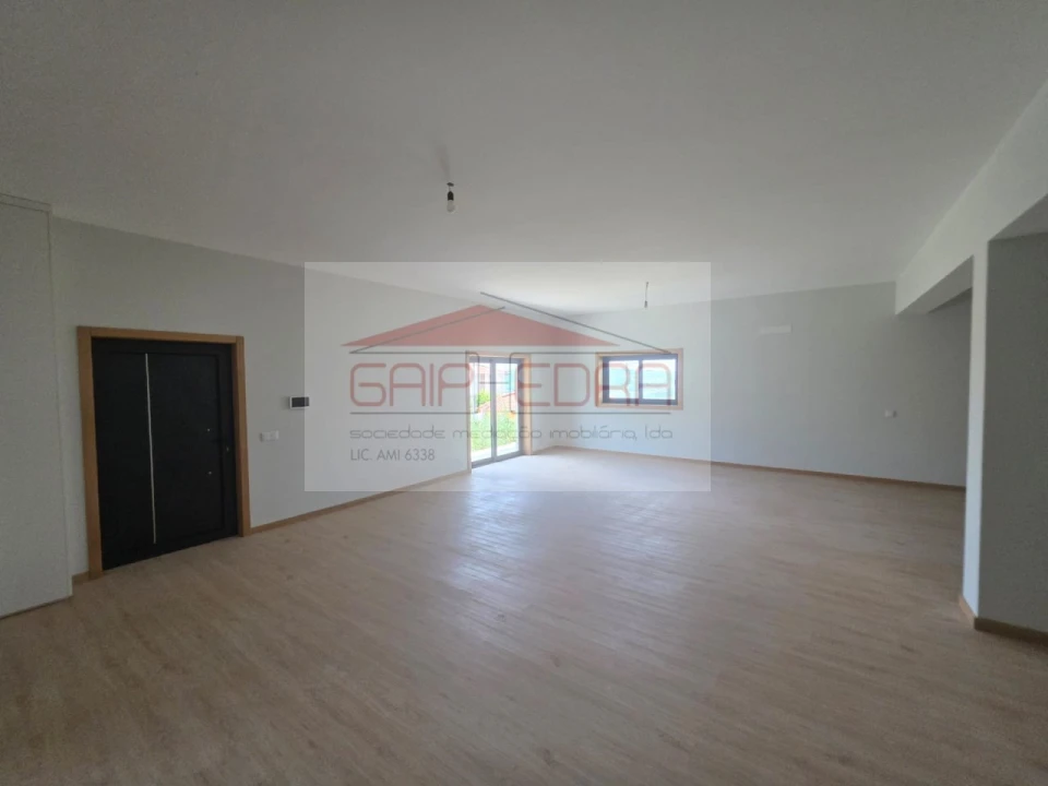 Moradia T4 para Venda em Margaride, Várzea, Lagares, Varziela, Moure Foto 8