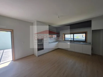 Moradia T4 para Venda em Margaride, Várzea, Lagares, Varziela, Moure