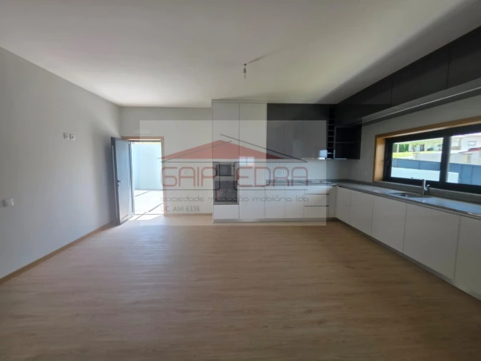 Moradia T4 para Venda em Margaride, Várzea, Lagares, Varziela, Moure Foto 12