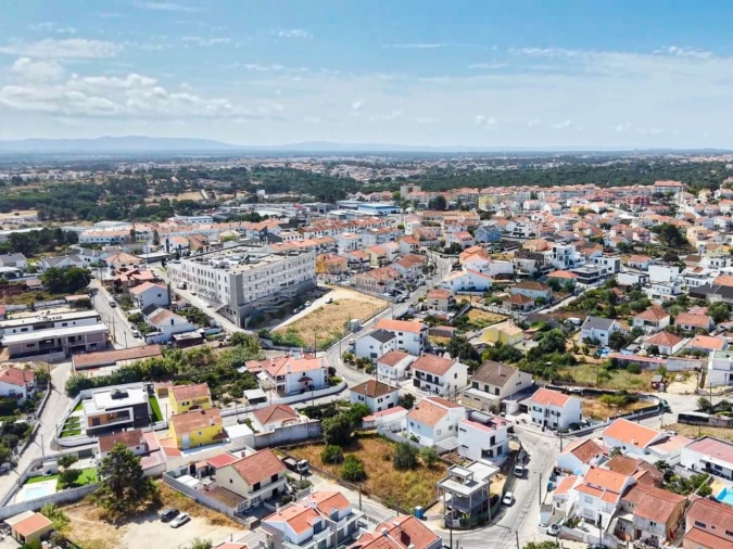 Moradia T3 para Venda em Charneca de Caparica e Sobreda Foto 32