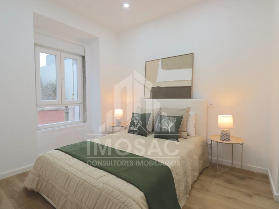 Apartamento T3 para Venda em Benfica Foto 3