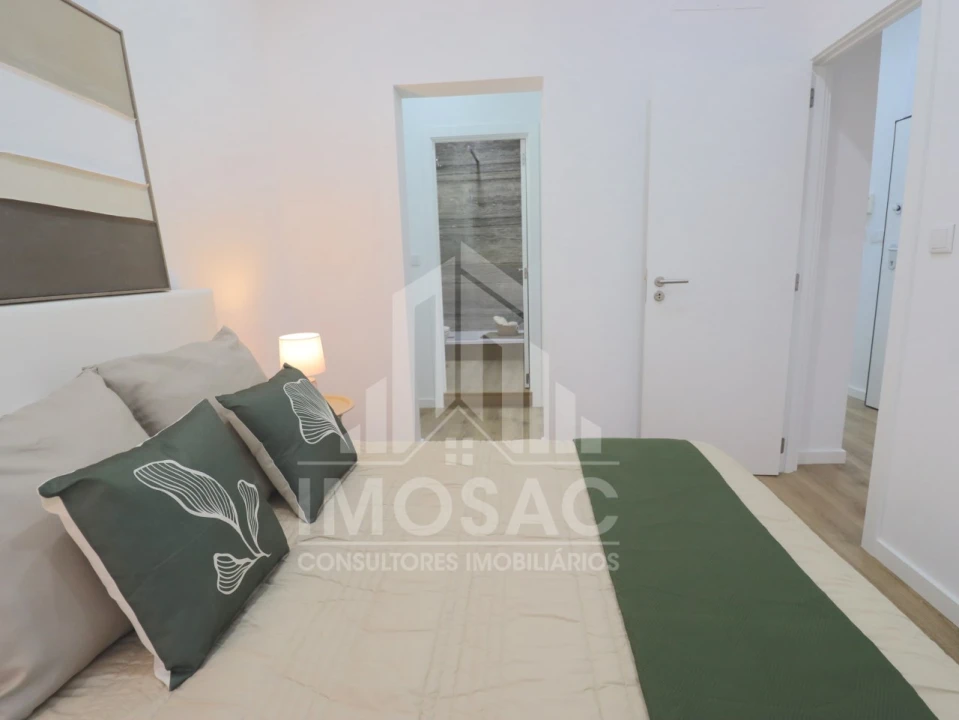 Apartamento T3 para Venda em Benfica Foto 10