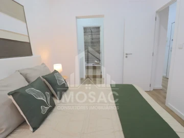 Apartamento T3 para Venda em Benfica