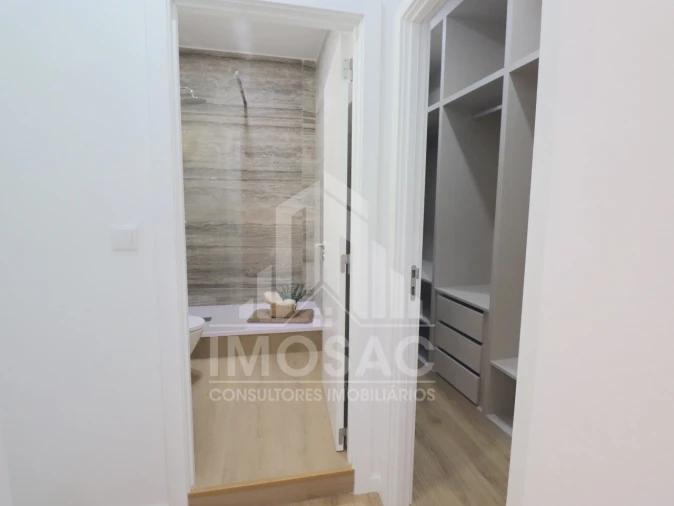 Apartamento T3 para Venda em Benfica Foto 12