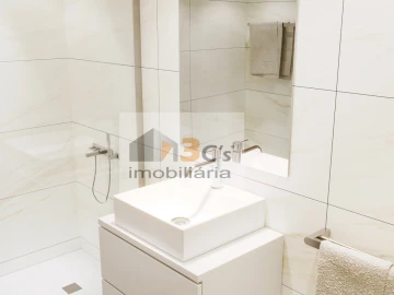 Apartamento T2 para Venda em Cidade da Maia