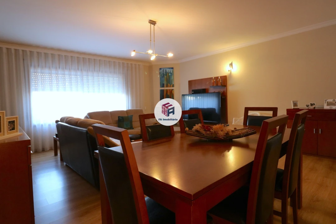 Apartamento T3 para Arrendamento em Matosinhos e Leça da Palmeira Foto 2