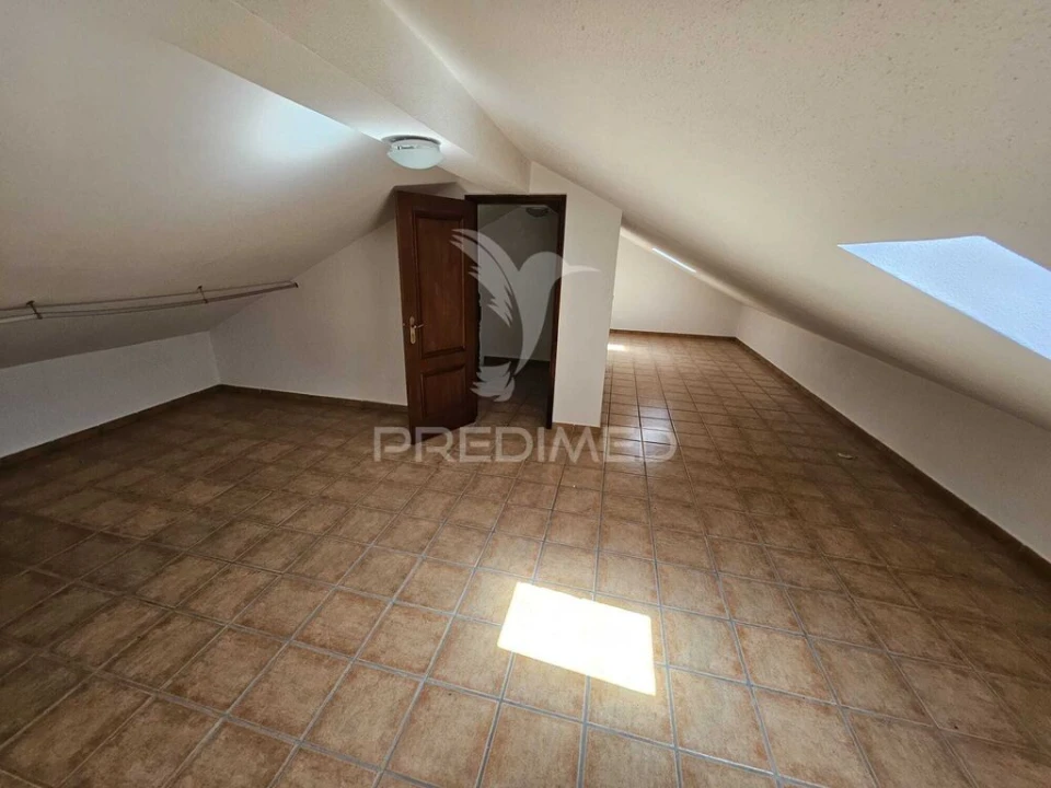 Moradia T3 para Venda em São Bras e São Lourenço Foto 20