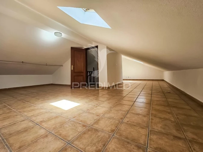 Moradia T3 para Venda em São Bras e São Lourenço Foto 8