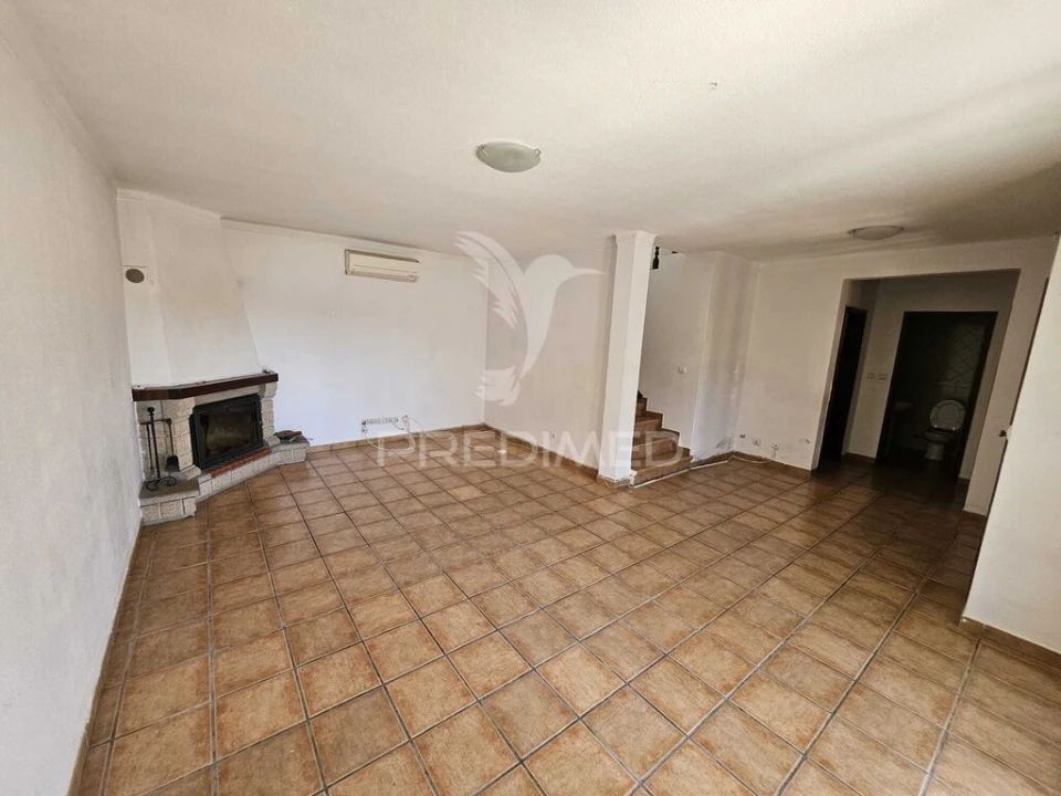 Moradia T3 para Venda em São Bras e São Lourenço Foto 3