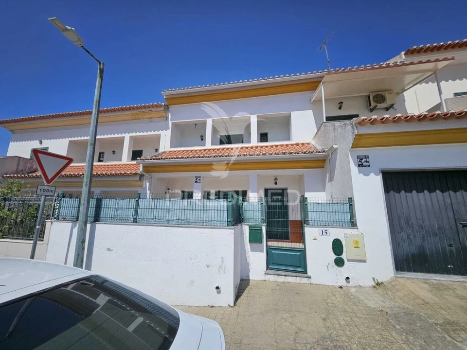 Moradia T3 para Venda em São Bras e São Lourenço Foto 6