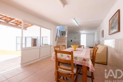 Moradia T3 para Venda em Vila Nova