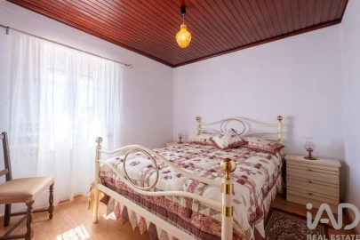 Moradia T3 para Venda em Vila Nova