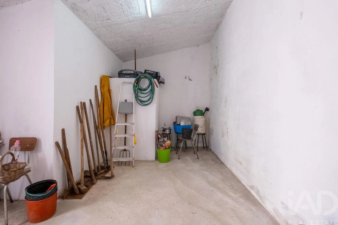Moradia T3 para Venda em Vila Nova Foto 28