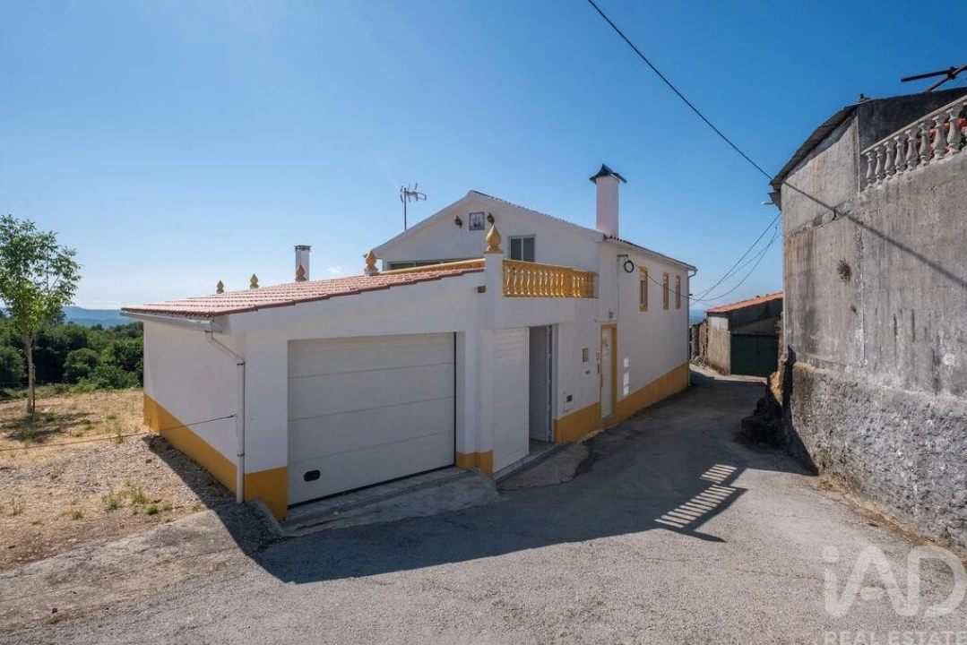 Moradia T3 para Venda em Vila Nova Foto 29