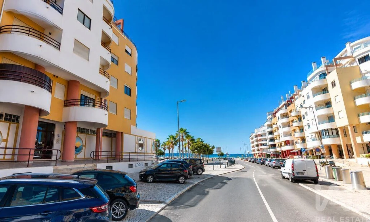 Apartamento T1 para Arrendamento em Costa da Caparica Foto 11