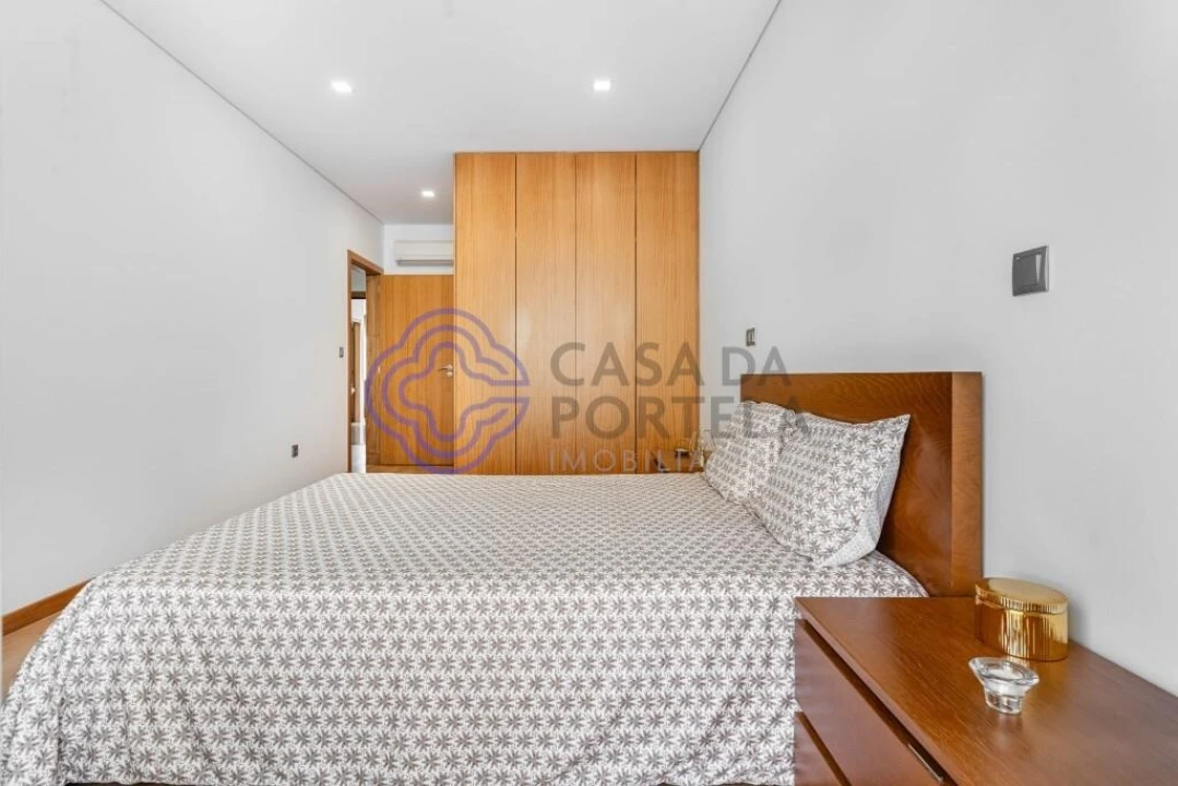 Apartamento T3 para Venda em Ruivães e Novais Foto 13