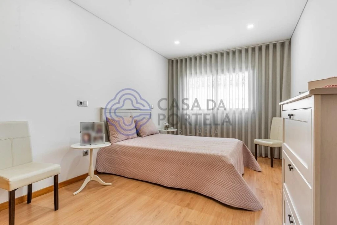 Apartamento T3 para Venda em Ruivães e Novais Foto 17
