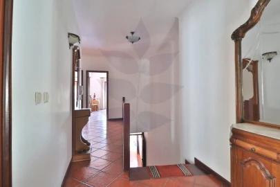 Moradia T3 para Venda em Vila Verde e Barbudo