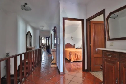 Moradia T3 para Venda em Vila Verde e Barbudo