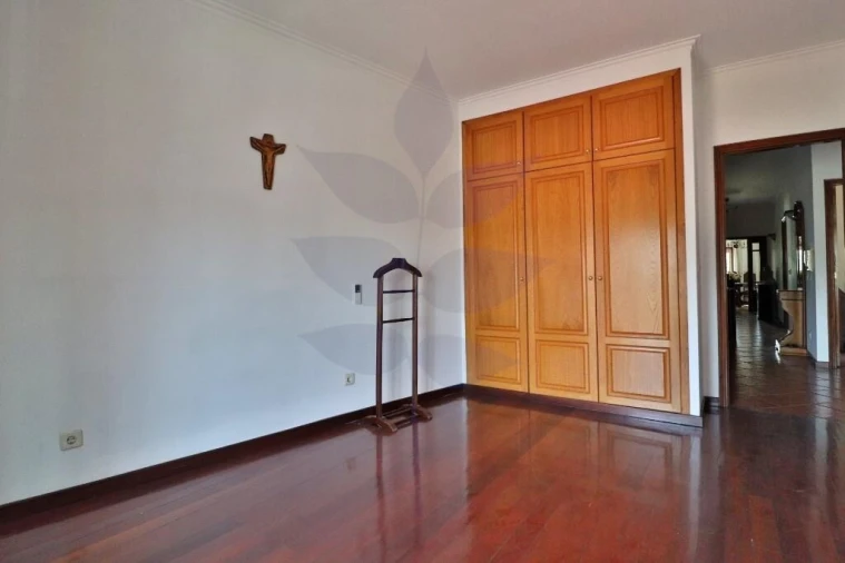 Moradia T3 para Venda em Vila Verde e Barbudo Foto 15