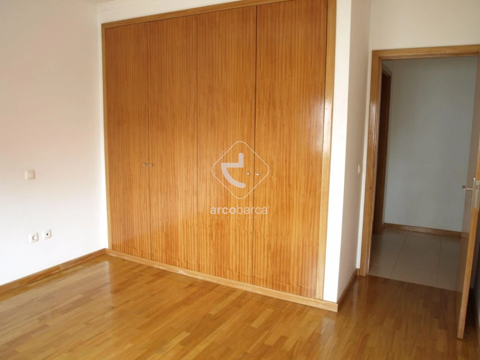 Apartamento T1 para Arrendamento em Ermesinde Foto 9