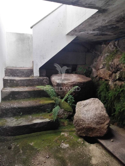 Moradia T4 para Venda em São João de Fontoura
